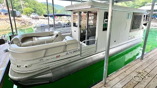 SOLD - 2007 SunTracker Party Cruiser 32 Pontoon Houseboat on Norris Lake Tennessee