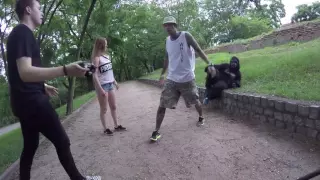 Tak się kończą głupie żarty - Gorilla Prank Fail