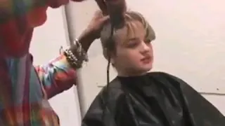 Joey King shaving her head — 2018