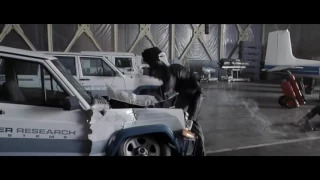 Terminator 3: Rise Of The Machines - T-850 Hits the Vehicle