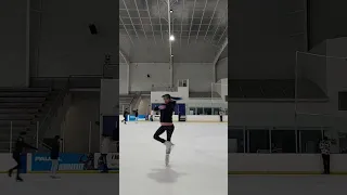 Hago esto y piensan que soy bien pro‼️😱⛸️ #iceskating #patinajesobrehielo