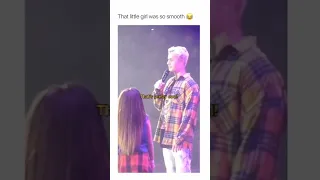 Justin Bieber's cute interaction with a fan named "Love"