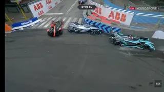 Formula E 3 way crash at the last lap-Rome E-Prix 2021