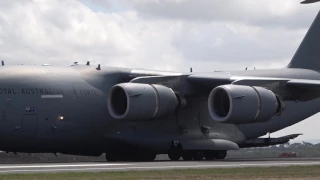 RAAF Boeing C17A Globemaster III STOL Avalon Airshow 2017