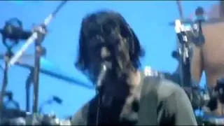 09- Flying Whales (Live at Vieilles Charrues Festival 2010).flv