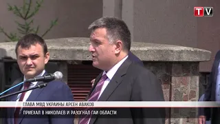 Неадекват Сірожа на посту Чортків не знає кому він служе.