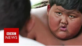 'My 10-year-old son weighs 188kg' - BBC News