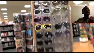 Crazy Chick flips out in a Barnes and Noble store