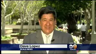 Supporters Of Proposed Ordinance To Legalize Street Vending In LA Gather At City Hall