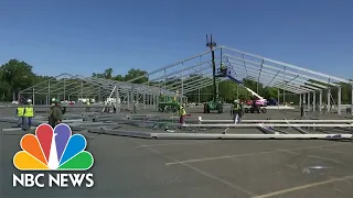 NYC Sets Up New Tent Camp For Migrant Crisis