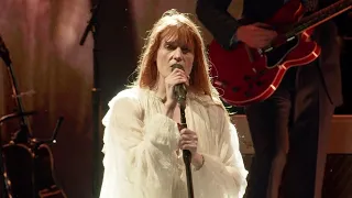 Florence + The Machine - Shake It Out (Orange Warsaw Festival 2022)