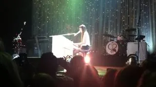 CHRISTINA PERRI JAR OF HEARTS DALLAS