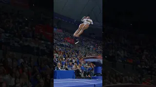 Gymnast Trinity Thomas crushes on the vault. #floridagators #gymnast #gogators