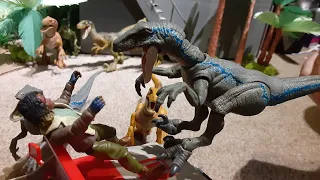 Unboxing Review: Jurassic World Hammond Collection Velociraptor BLUE!!!