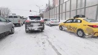 ЖУТКИИ СНЕГОПАД В МОСКВЕ