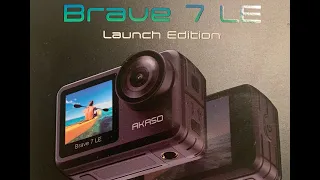 Экшн камера Akaso Brave 7 LE и принадлежности к ней.