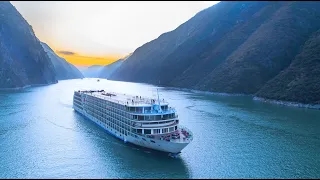 Century Cruises from Yichang to Chongqing  洛杉矶1300电台