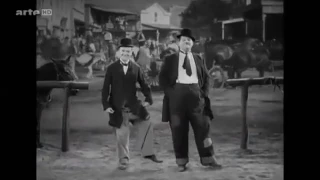 Let's Twist Again - Laurel and Hardy