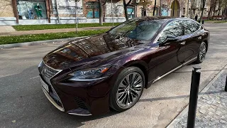 Lexus LS500V, 2018г, 63.000км, продан за 5.500.000 рублей.