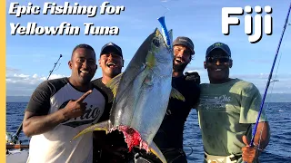 Crazy Yellowfin Tuna fishing in Fiji - Huge baitball and Tuna breaks the gaff!