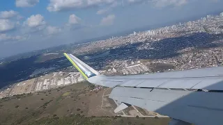 Aeroporto de Campina Grande. Pouso do Airbus a320 Azul.