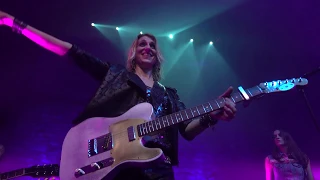 Gaelle Buswel with Laura Cox So Blue Live @ Café De La Danse Paris 2018