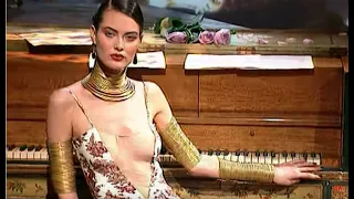 CHRISTIAN DIOR Spring 1998 Paris - Fashion Channel