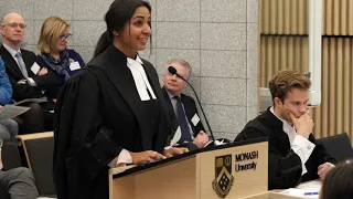 Watch the Moot Court in Action: Students Appear Before the Former Chief Justice of the Supreme Court