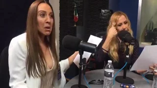 Marta Sanchez y Monica Naranjo - La Gata Bajo La LLuvia