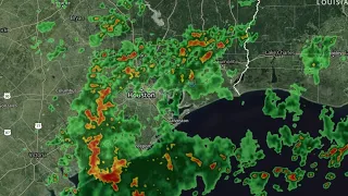 Live Radar: Scattered storms continue to move through the Houston area