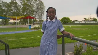 ASB Good as Gold: Meet the 8-year-old girl helping to ‘make someone’s day’