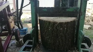 Колим дрова гидравликой.