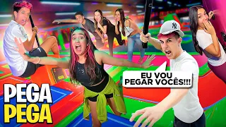 PEGA-PEGA EXTREMO NO MEGA PARQUE DE CAMA ELÁSTICA *muito difícil