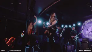 Runaway June - Forgot About That (Visualizer)