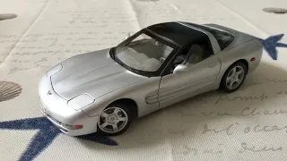 Review of 1999 Chevrolet Corvette by Welly (Scale 1/18)