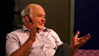 John Lennox í Hoydølum / Professor John Lennox challenged by Faroese high school students