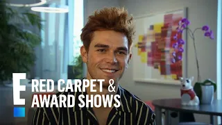 KJ Apa Teases "Legend" Chad Michael Murray on "Riverdale" | E! Red Carpet & Award Shows