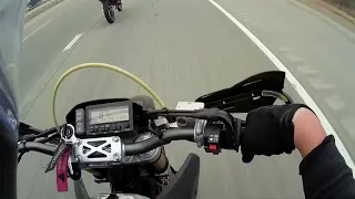 Modified DRZ 400 vs KTM 690 - 434bbk + Head/cams - 110MPH