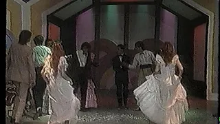 FELIZ DOMINGO 1988 CAMINO AL OSCAR FOOTLOOSE SANTOS LUGARES NUESTRA SEÑORA DE LOURDES