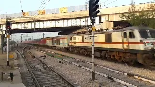 135 Kmph Blast : Madly Honking BRC WAP7 Hauling Rajdhani Express.