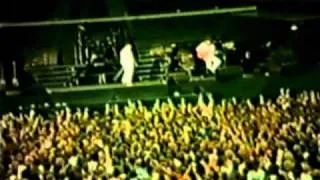 Queen - Live In Manchester 1986 part 5 - Now I'm Here - Love Of My Life - The World We Created