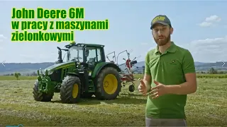 John Deere 6120M w pracy z maszynami zielonkowymi