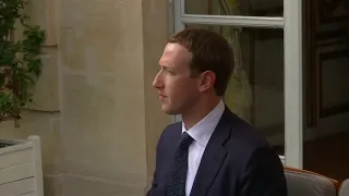 Личные данные пользователей Facebook снова в центре скандала