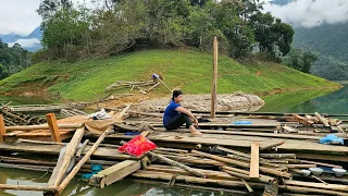 Heavy rain and strong winds caused the girl's house to collapse in the dead of night, country girl