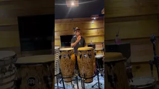 Bombonzinho-(cover) 🤘🏾🪘💥@israelerodolffo feat @anacastelacantora #percussao #rells #instaview