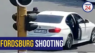 WATCH | Robbers open fire at police in Fordsburg