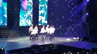 [FANCAM] 073016 BTS Epilogue in Manila - Butterfly