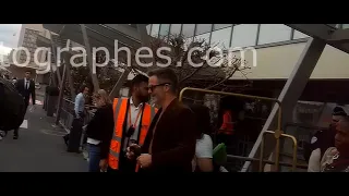 Chris Pine arriving in Paris, not signing