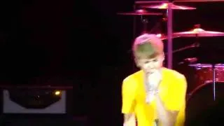 Justin Bieber Surprise at Selena Gomez Concert 7 24 11 O.C. Fair