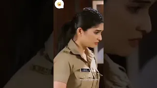 Santosh Sharma ka masumiyat hai uff  kya masoomiyat Urmila ne kya dialog Mara hai 🤣🤣🤣